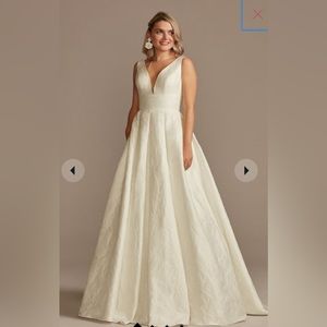 David’s Bridal size 12 floral jacquard v-neck wedding dress